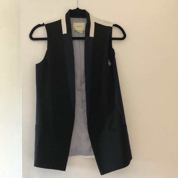 Stylish tri colour vest - Picture 1 of 2